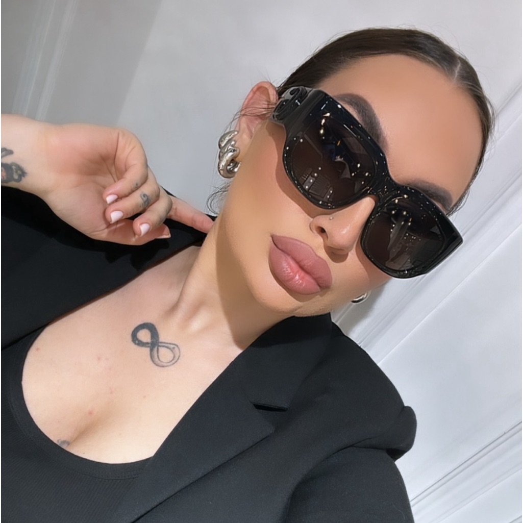 Ship Same Day- New100% Authentic Gucci Grey Square Ladies Sunglasses Gg1545s 001
